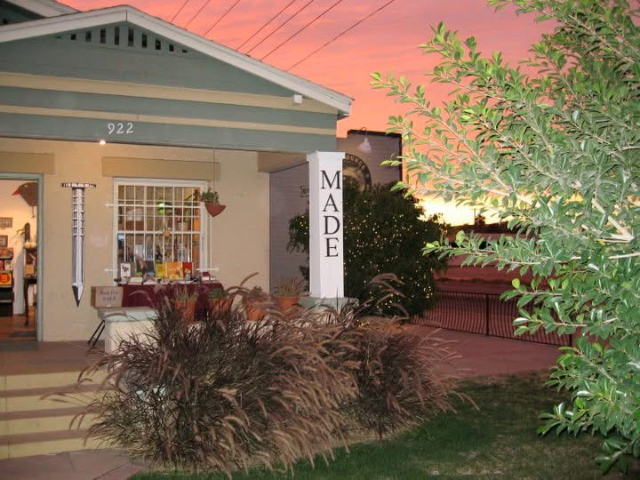 Exterior of MADE Art Boutique in 2005